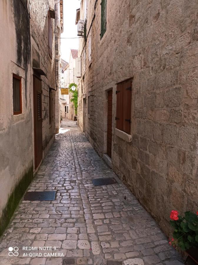 Studio Makala Trogir Exterior foto